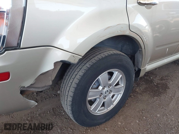 2010 Mercury Mariner с VIN 4M2CN8BG4AKJ26045, выставлен на аукционе IAAI как лот 42143459 с пробегом 203 232 миль миль и . История ставок и продаж доступна на DreamBid. Изображение 6.