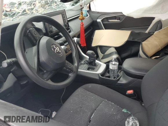 2020 Toyota RAV4 XLE with VIN 2T3P1RFV1LC135007, listed as a Copart auction lot 62710795 with 38,969 mi miles and Non repairable. Bid and sale history available at DreamBid. Image 7.