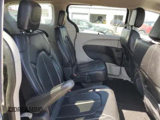 2020 Chrysler Voyager LXi z VIN 2C4RC1DG9LR172484, wystawiony jako Copart lot #54144455 z przebiegiem 143 864 mil mil oraz Szkoda całkowita • Salvage title. Historia ofert i sprzedaży dostępna na DreamBid. Obrazek 11.