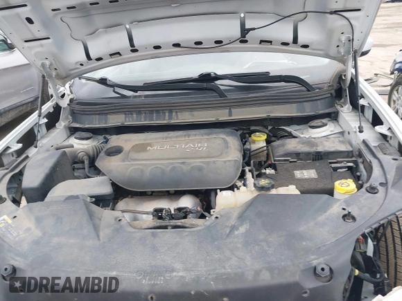 2019 Jeep Cherokee Latitude Plus with VIN 1C4PJMLB4KD213559, listed as a IAAI auction lot 41676384 with 120,562 mi miles and . Bid and sale history available at DreamBid. Image 10.
