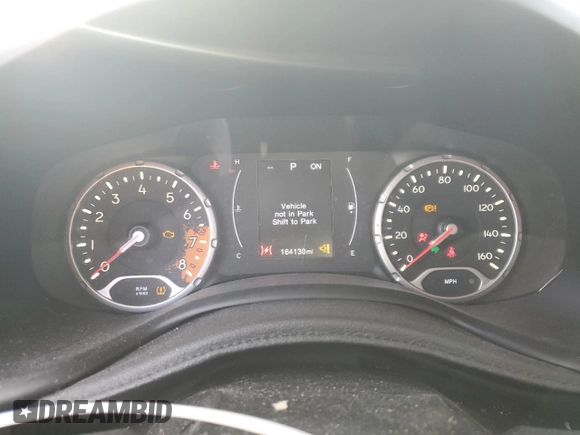 2017 Jeep Renegade Latitude with VIN ZACCJABB7HPG59973, listed as a Copart auction lot 76463964 with 164,130 mi miles and Salvage Title. Bid and sale history available at carsss.com. Image 9.