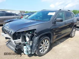 2017 Jeep Cherokee Limited z VIN 1C4PJMDB5HW608720, wystawiony jako IAAI lot #42615864 z przebiegiem 99 871 mil mil oraz . Historia ofert i sprzedaży dostępna na DreamBid. Obrazek 18.