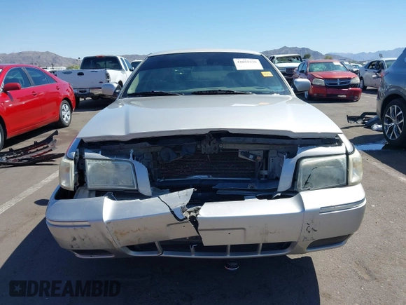 2009 Mercury Grand Marquis LS with VIN 2MEHM75V89X608365, listed as a IAAI auction lot 42055538 with Not Provided miles. Bid and sale history available at carsss.com. Image 6.