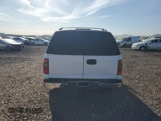 2000 Chevrolet Suburban LT with VIN 3GNFK16T8YG107341, listed as a Copart auction lot 44074375 with 0 mi miles and Salvage Title. Bid and sale history available at carsss.com. Image 6.