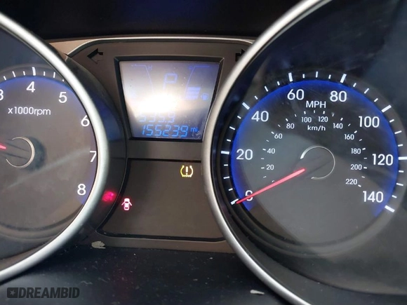 2010 Hyundai Tucson GLS with VIN KM8JU3AC8AU042327, listed as a IAAI auction lot 41759471 with 155,239 mi miles. Bid and sale history available at carsss.com. Image 7.