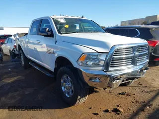 2018 Ram 2500 Big Horn with VIN 3C6UR5DLXJG193545, listed as a IAAI auction lot 41673819 with 90,301 mi miles. Bid and sale history available at carsss.com. Image 1.