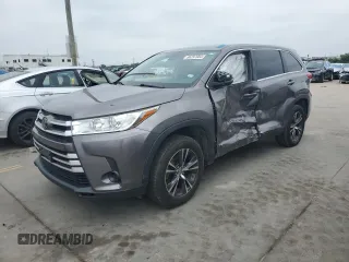 2019 Toyota Highlander LE with VIN 5TDZARFH5KS042654, listed as a Copart auction lot 56297684 with 138,841 mi miles and Salvage title. Bid and sale history available at DreamBid. Image 1.