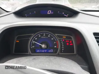 2008 Honda Civic LX с VIN 2HGFA16518H311882, выставлен на аукционе IAAI как лот 42277899 с пробегом 57 140 миль миль и . История ставок и продаж доступна на DreamBid. Изображение 7.