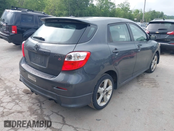 2010 Toyota Matrix S z VIN 2T1KE4EE3AC037850, wystawiony jako IAAI lot #42551754 z przebiegiem 206 353 mil mil oraz . Historia ofert i sprzedaży dostępna na DreamBid. Obrazek 4.