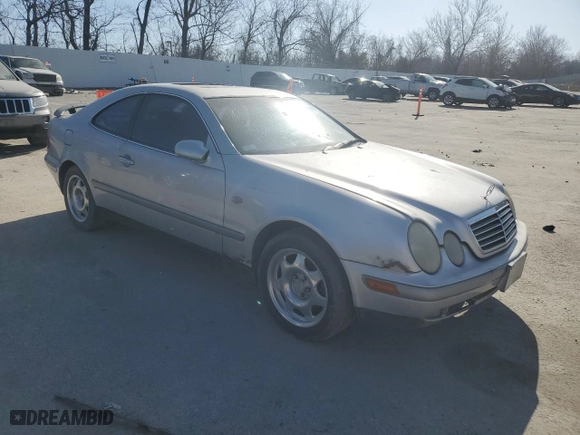 1998 Mercedes-Benz CLK-Class with VIN WDBLJ65G3WF024431, listed as a Copart auction lot 49013675 with 0 mi miles and Clean Title. Bid and sale history available at carsss.com. Image 4.