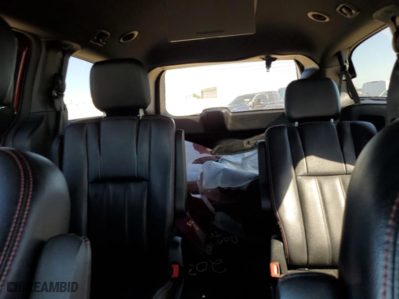 2019 Dodge Grand Caravan GT with VIN 2C4RDGEG5KR535764, listed as a Copart auction lot 46284885 with 121,525 mi miles and Salvage Title. Bid and sale history available at carsss.com. Image 10.