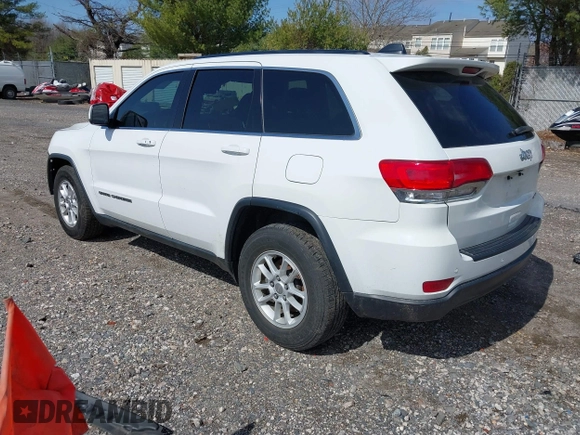 2018 Jeep Grand Cherokee Laredo E with VIN 1C4RJEAG3JC300760, listed as a IAAI auction lot 41811734 with 131,406 mi miles. Bid and sale history available at carsss.com. Image 3.