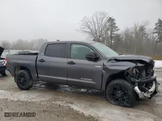 2020 Toyota Tundra 4WD SR5 with VIN 5TFDY5F19LX899332, listed as a Copart auction lot 46111005 with 85,055 mi miles and Salvage Title. Bid and sale history available at carsss.com. Image 4.