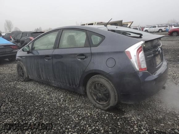2013 Toyota Prius One with VIN JTDKN3DU0D5549716, listed as a Copart auction lot 82035724 with 100,909 mi miles and Salvage Title. Bid and sale history available at carsss.com. Image 2.