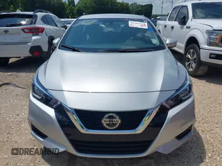 2022 Nissan Versa SV z VIN 3N1CN8EV4NL837204, wystawiony jako IAAI lot #42202174 z przebiegiem 14 603 mil mil oraz . Historia ofert i sprzedaży dostępna na DreamBid. Obrazek 6.