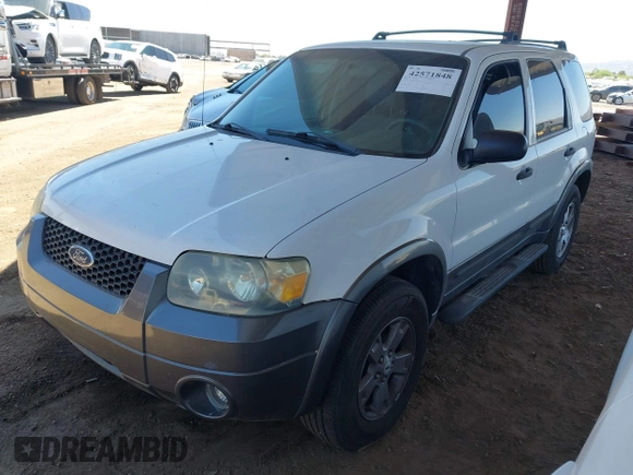 2005 Ford Escape XLT with VIN 1FMCU93145KB07103, listed as a IAAI auction lot 42571848 with 87,616 mi miles and . Bid and sale history available at DreamBid. Image 2.