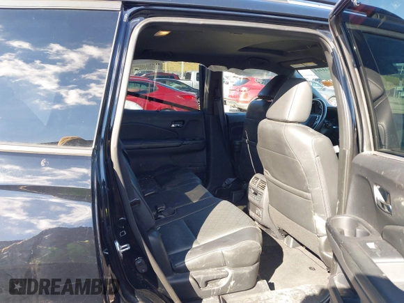 2019 Honda Passport Elite z VIN 5FNYF8H07KB014647, wystawiony jako IAAI lot #41544464 z przebiegiem 82 698 mil mil oraz . Historia ofert i sprzedaży dostępna na DreamBid. Obrazek 8.