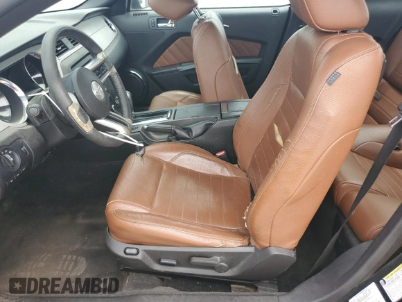 2011 Ford Mustang V6 with VIN 1ZVBP8AM5B5150984, listed as a Copart auction lot 59733155 with 230,557 mi miles and Clean title. Bid and sale history available at DreamBid. Image 7.