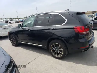 2015 BMW X5 xDrive50i z VIN 5UXKR6C53F0J76153, wystawiony jako Copart lot #52365645 z przebiegiem 119 431 mil mil oraz Czysty tytuł • Clean title. Historia ofert i sprzedaży dostępna na DreamBid. Obrazek 2.