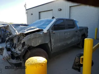 2024 Chevrolet Silverado 1500 Custom Trail Boss with VIN 3GCUDCED0RG322651, listed as a Copart auction lot 81002664 with 11,747 mi miles and Salvage Title. Bid and sale history available at carsss.com. Image 1.