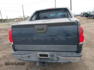 2004 Chevrolet Avalanche Z66 with VIN 3GNEC12T04G173178, listed as a IAAI auction lot 41304949 with 278,996 mi miles and . Bid and sale history available at DreamBid. Image 17.