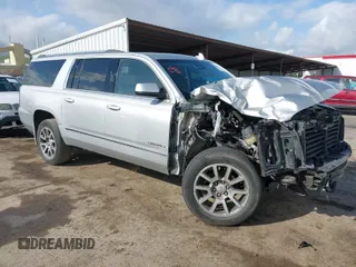 2018 GMC Yukon XL Denali with VIN 1GKS2HKJ1JR123346, listed as a IAAI auction lot 41892139 with 153,723 mi miles. Bid and sale history available at carsss.com. Image 1.