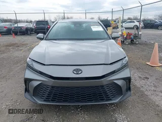 2025 Toyota Camry LE с VIN 4T1DBADK5SU510042, выставлен на аукционе IAAI как лот 41834173 с пробегом 6 975 миль миль и . История ставок и продаж доступна на DreamBid. Изображение 12.