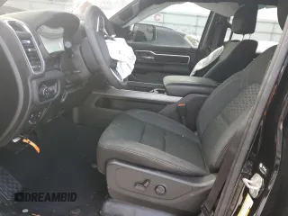 2025 Ram 1500 Big Horn z VIN 1C6SRFFPXSN513534, wystawiony jako Copart lot #44491245 z przebiegiem Nie podano mil oraz Szkoda całkowita • Salvage title. Historia ofert i sprzedaży dostępna na DreamBid. Obrazek 7.