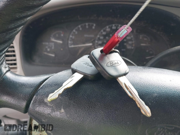 1998 Ford Explorer с VIN 1FMYU22E4WUB38942, выставлен на аукционе IAAI как лот 42188468 с пробегом 226 412 миль миль и . История ставок и продаж доступна на DreamBid. Изображение 11.