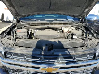 2023 Chevrolet Suburban Premier with VIN 1GNSCFKD3PR299404, listed as a Copart auction lot 76999154 with 34,463 mi miles and Clean Title. Bid and sale history available at carsss.com. Image 12.