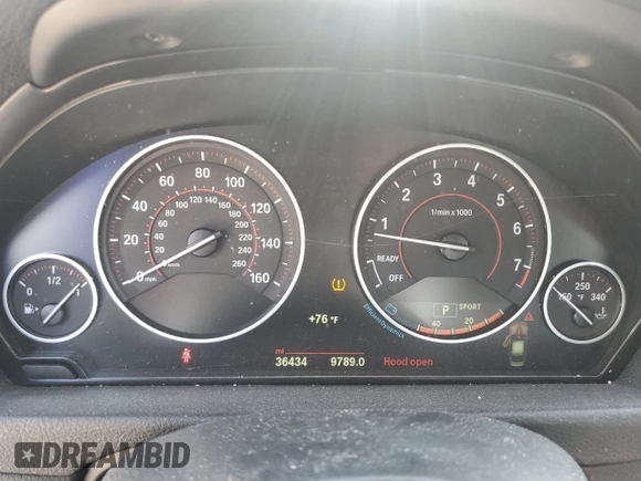 2018 BMW 3 Series 330i xDrive with VIN WBA8D9C54JEM33342, listed as a Copart auction lot 56833135 with 36,434 mi miles and Salvage title. Bid and sale history available at DreamBid. Image 9.