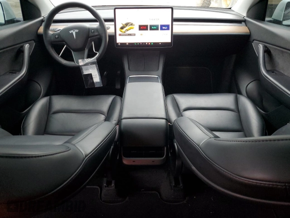 2021 Tesla Model Y Long Range z VIN 5YJYGDEE0MF299944, wystawiony jako Copart lot #55424295 z przebiegiem 54 698 mil mil oraz Szkoda całkowita • Salvage title. Historia ofert i sprzedaży dostępna na DreamBid. Obrazek 8.