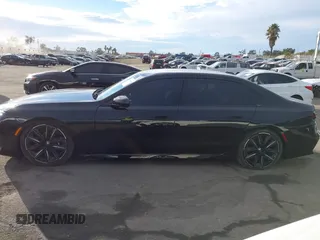 2023 BMW i7 xDrive60 z VIN WBY53EJ08PCN64169, wystawiony jako IAAI lot #40994066 z przebiegiem 6326 mil mil oraz . Historia ofert i sprzedaży dostępna na DreamBid. Obrazek 14.