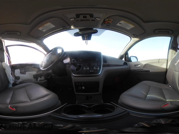 2019 Toyota Sienna XLE Auto Access Seat with VIN 5TDYZ3DCXKS986393, listed as a IAAI auction lot 41451840 with 93,424 mi miles. Bid and sale history available at carsss.com. Image 20.