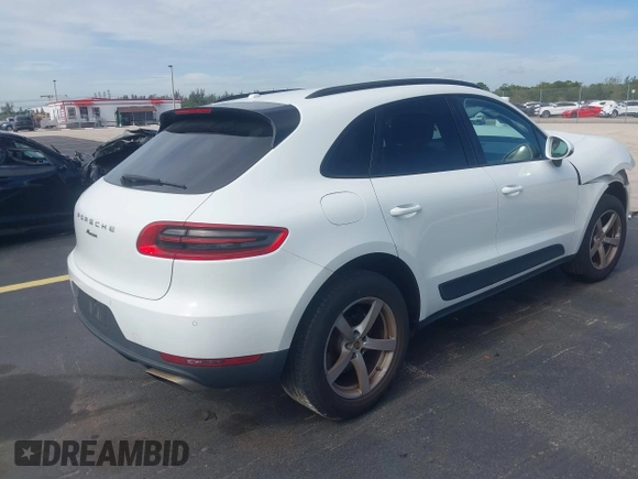 2018 Porsche Macan with VIN WP1AA2A55JLB22746, listed as a IAAI auction lot 42639417 with 28,269 mi miles and . Bid and sale history available at DreamBid. Image 4.