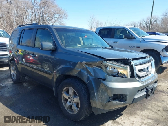 2009 Honda Pilot EX-L with VIN 5FNYF485X9B006704, listed as a IAAI auction lot 41749272 with 34,480 mi miles. Bid and sale history available at carsss.com. Image 13.