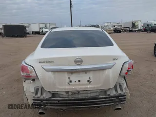 2015 Nissan Altima SV with VIN 1N4AL3AP6FC154329, listed as a IAAI auction lot 41611704 with 124,820 mi miles and . Bid and sale history available at carsss.com. Image 16.