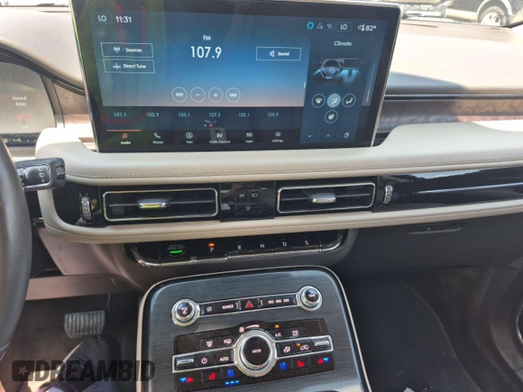 2021 Lincoln Nautilus Reserve with VIN 2LMPJ6K97MBL11486, listed as a IAAI auction lot 42841736 with 64,945 mi miles and . Bid and sale history available at DreamBid. Image 23.