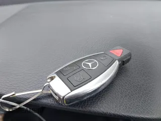 2015 Mercedes-Benz E 350 Luxury with VIN WDDHF8JB1FB105424, listed as a IAAI auction lot 42007986 with 122,308 mi miles and . Bid and sale history available at DreamBid. Image 11.