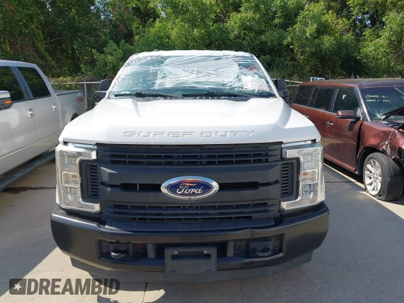 2018 Ford F-250 XL с VIN 1FT7X2A69JEB53733, выставлен на аукционе IAAI как лот 42692823 с пробегом 111 793 миль миль и . История ставок и продаж доступна на DreamBid. Изображение 12.