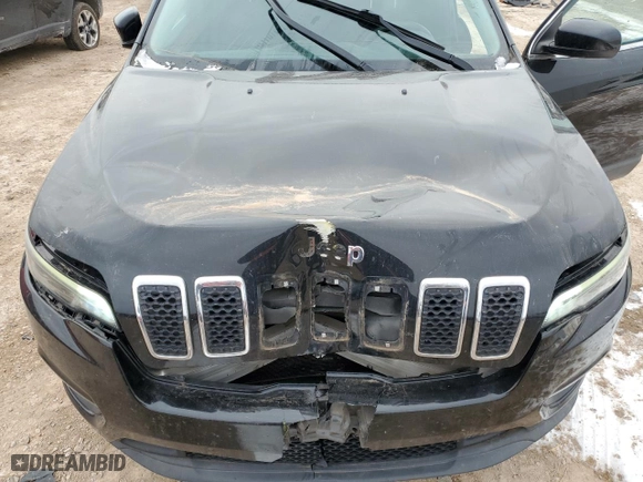 2019 Jeep Cherokee Latitude with VIN 1C4PJLCBXKD428521, listed as a Copart auction lot 46056055 with 139,937 mi miles and Salvage Title. Bid and sale history available at carsss.com. Image 12.