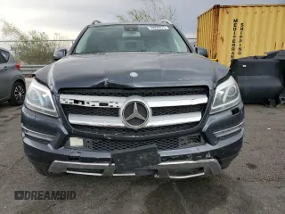 2014 Mercedes-Benz GL 450 z VIN 4JGDF7CE3EA402706, wystawiony jako Copart lot #59056875 z przebiegiem 131 460 mil mil oraz Szkoda całkowita • Salvage title. Historia ofert i sprzedaży dostępna na DreamBid. Obrazek 5.