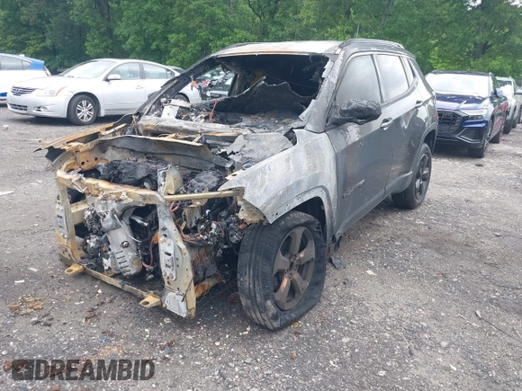 2018 Jeep Compass Altitude with VIN 3C4NJDBB3JT145918, listed as a IAAI auction lot 42206717 with Not Provided miles and . Bid and sale history available at carsss.com. Image 2.