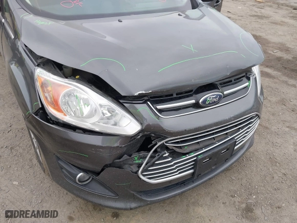 2015 Ford C-Max Energi SEL with VIN 1FADP5CU7FL121209, listed as a IAAI auction lot 41621034 with 145,648 mi miles. Bid and sale history available at carsss.com. Image 12.