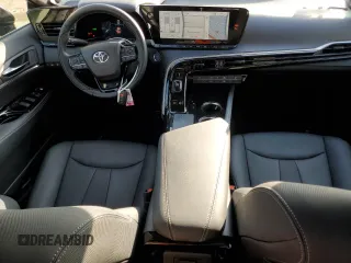 2022 Toyota Mirai XLE с VIN JTDAAAAA8NA006628, выставлен на аукционе Copart как лот 79774763 с пробегом 7 347 миль миль и . История ставок и продаж доступна на DreamBid. Изображение 8.