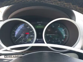 2006 Mercedes-Benz SLK 350 with VIN WDBWK56FX6F121510, listed as a IAAI auction lot 42086081 with 88,615 mi miles and . Bid and sale history available at DreamBid. Image 7.