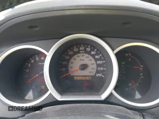 2005 Toyota Tacoma PreRunner with VIN 3TMKU72N45M003048, listed as a IAAI auction lot 41789059 with 87,310 mi miles. Bid and sale history available at carsss.com. Image 7.