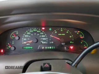 2003 Ford Excursion Eddie Bauer z VIN 1FMNU45S03EB25000, wystawiony jako Copart lot #78908554 z przebiegiem 110 284 mil mil oraz Szkoda całkowita • Salvage title. Historia ofert i sprzedaży dostępna na DreamBid. Obrazek 9.