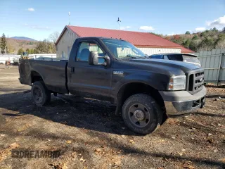 2005 Ford F-250 XL with VIN 1FTNF21575EC18747, listed as a Copart auction lot 78152474 with 52,950 mi miles and Salvage Title. Bid and sale history available at DreamBid. Image 4.