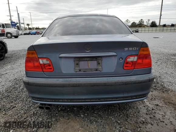 2001 BMW 3 Series 330i with VIN WBAAV53411FJ64807, listed as a Copart auction lot 86621834 with 213,899 mi miles and Salvage Title. Bid and sale history available at carsss.com. Image 6.